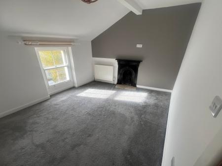 3 bedroom Mews house to let in Albert Square, Whitehaven, CA28