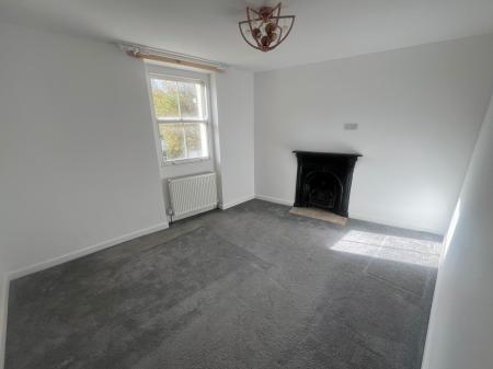 3 bedroom Mews house to let in Albert Square, Whitehaven, CA28