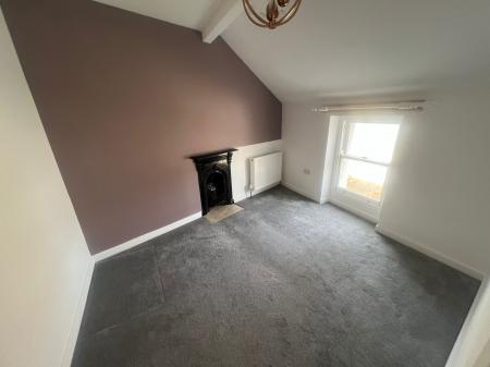3 bedroom Mews house to let in Albert Square, Whitehaven, CA28