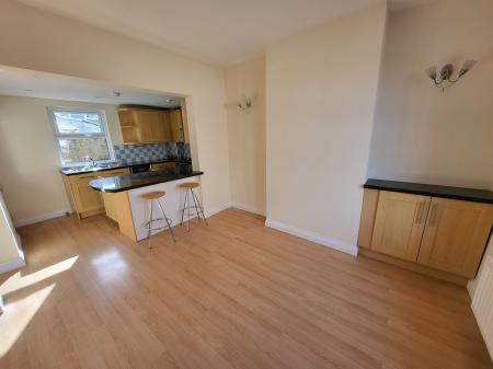 2 bedroom Terraced House to let in Victoria Road, Workington, CA14