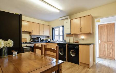 2 bedroom Terraced House to let in Beach Street, Workington, CA14