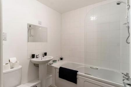 2 bedroom Flat to let in The Slipway, Whitehaven, CA28