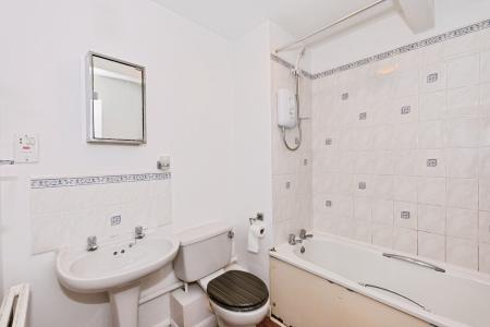 2 bedroom Flat for sale in Roper Street, Whitehaven, CA28