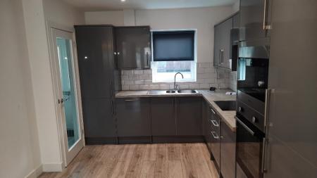 2 bedroom Terraced House to let in Chapel Terrace, Cleator Moor, CA25