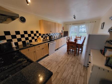 3 bedroom Bungalow to let in North Road, Aspatria, CA7
