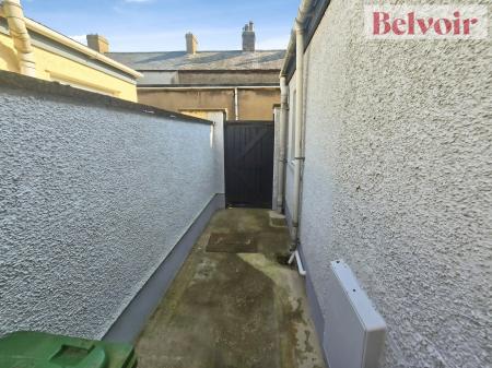 2 bedroom Terraced House to let in Grasslot, Maryport, CA15