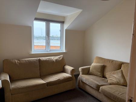 3 bedroom Flat to let in Willowholme Road, Carlisle, CA2
