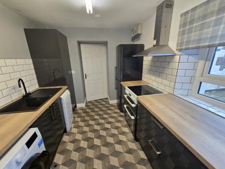 2 bedroom Flat to let in High Broad Leys, Calderbridge, Seascale, CA20