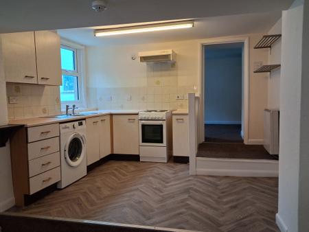 2 bedroom Flat to let in Lowther Street, Whitehaven, CA28