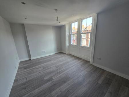 1 bedroom Flat to let in Curzon Street, Maryport, CA15