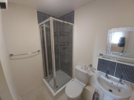 2 bedroom Flat to let in Atlantic Way, City Point, Derby, DE24