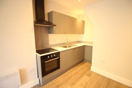 1 bedroom Flat to let in Market Place, Heanor, DE75