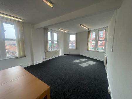 1 bedroom Office to let in Ray Street, Heanor, DE75