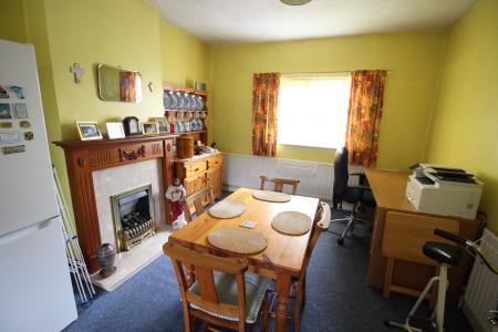 3 bedroom Terraced House for sale in Breach Road, Heanor, DE75