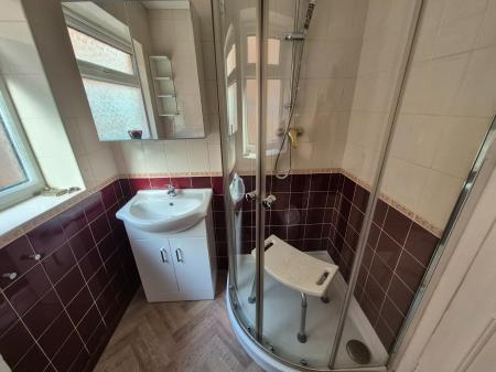 2 bedroom Bungalow for sale in Hunt Avenue, Heanor, DE75