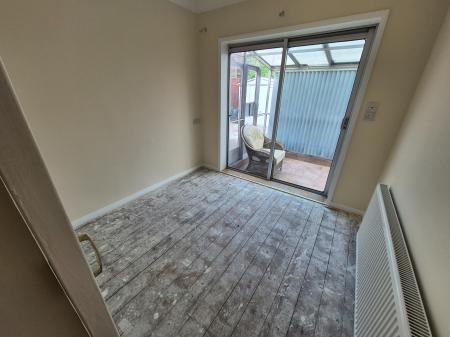 2 bedroom Bungalow for sale in Hunt Avenue, Heanor, DE75