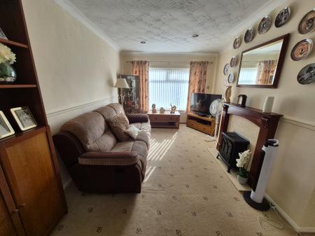2 bedroom Bungalow for sale in Hunt Avenue, Heanor, DE75