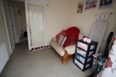 2 bedroom Bungalow for sale in Hunt Avenue, Heanor, DE75