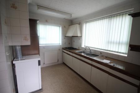 2 bedroom Bungalow for sale in Loscoe Grange, Loscoe, DE75