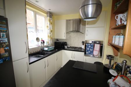3 bedroom Semi-detached house for sale in Stainsby Avenue, Heanor, DE75