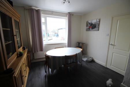 3 bedroom Semi-detached house for sale in Stainsby Avenue, Heanor, DE75