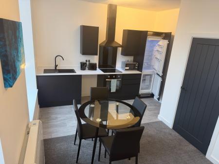 1 bedroom Flat to let in Flat 6, 279, Osmaston Road, Derby, DE23