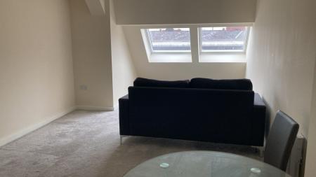 1 bedroom Flat to let in South Street, Ilkeston, DE7