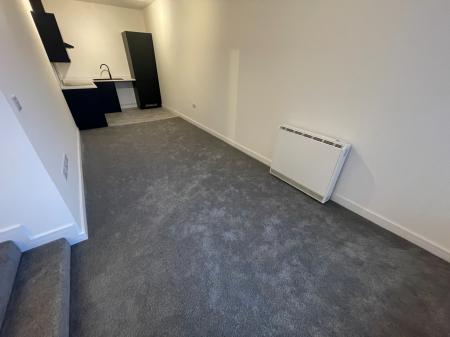 1 bedroom Flat to let in Flat 10, 279, Osmaston Road, Derby, DE23