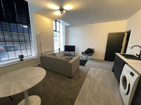 1 bedroom Flat to let in Flat 3, 279 Osmaston Road, Derby, DE23