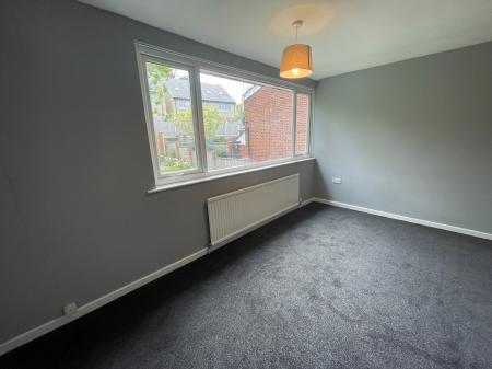3 bedroom End of terrace house to let in Starthe Bank, Heanor, DE75