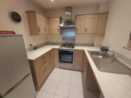 1 bedroom Flat to let in Peckerdale Gardens, Derby, DE21