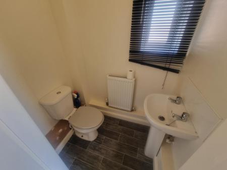 3 bedroom Semi-detached house to let in Peacock Place, Church Street, Ilkeston, DE7