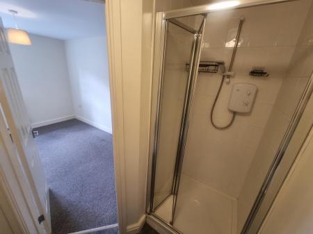 3 bedroom Semi-detached house to let in Peacock Place, Church Street, Ilkeston, DE7