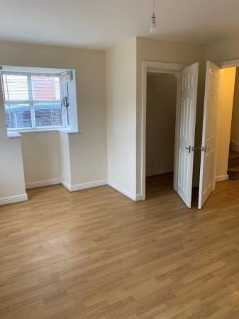 3 bedroom Semi-detached house to let in Peacock Place, Church Street, Ilkeston, DE7