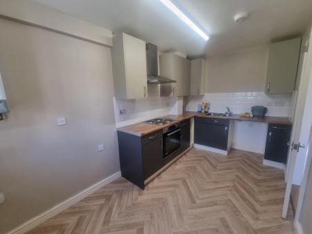 3 bedroom Semi-detached house to let in Peacock Place, Church Street, Ilkeston, DE7