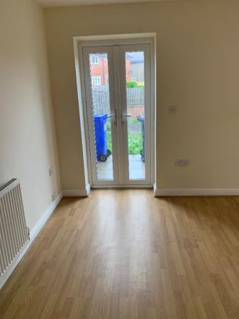 3 bedroom Semi-detached house to let in Peacock Place, Church Street, Ilkeston, DE7