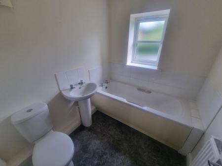 3 bedroom Semi-detached house to let in Peacock Place, Church Street, Ilkeston, DE7