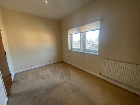 2 bedroom Flat to let in Caesar Street, Chester Green, Derby, DE1