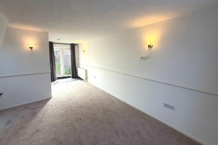 2 bedroom End of terrace house for sale in St Neots Road, Sandy, SG19