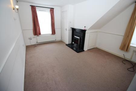 2 bedroom Semi-detached house for sale in St Neots Road, Sandy, SG19
