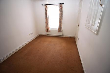 2 bedroom Semi-detached house for sale in St Neots Road, Sandy, SG19