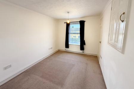 2 bedroom End of terrace house for sale in St Neots Road, Sandy, SG19