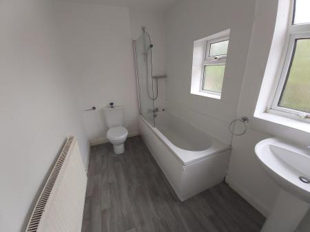 2 bedroom Terraced House to let in Loscoe Grange, Heanor, DE75
