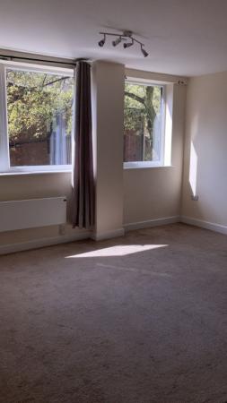 2 bedroom Flat to let in GOWER STREET, Derby, DE1