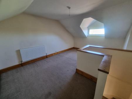 3 bedroom Terraced House to let in Greenhills Road, Eastwood, NG16