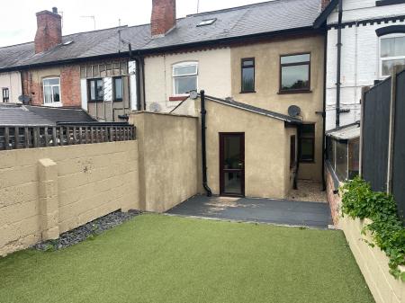 3 bedroom Terraced House to let in Greenhills Road, Eastwood, NG16