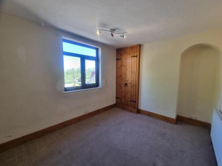 3 bedroom Terraced House to let in Greenhills Road, Eastwood, NG16