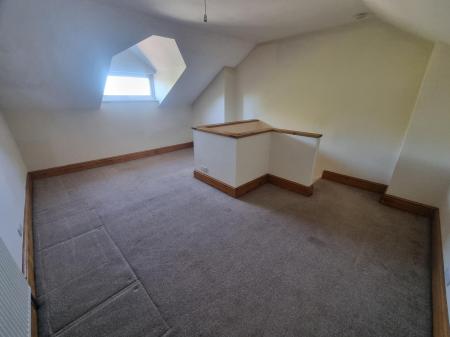 3 bedroom Terraced House to let in Greenhills Road, Eastwood, NG16