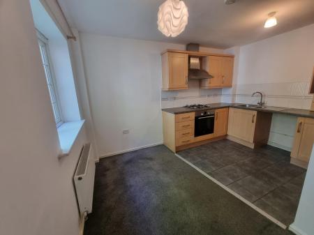 2 bedroom Flat for sale in Evershed Way, Burton Upon Trent, DE14
