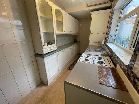 2 bedroom Terraced House to let in Uxbridge Street, Burton Upon Trent, DE14